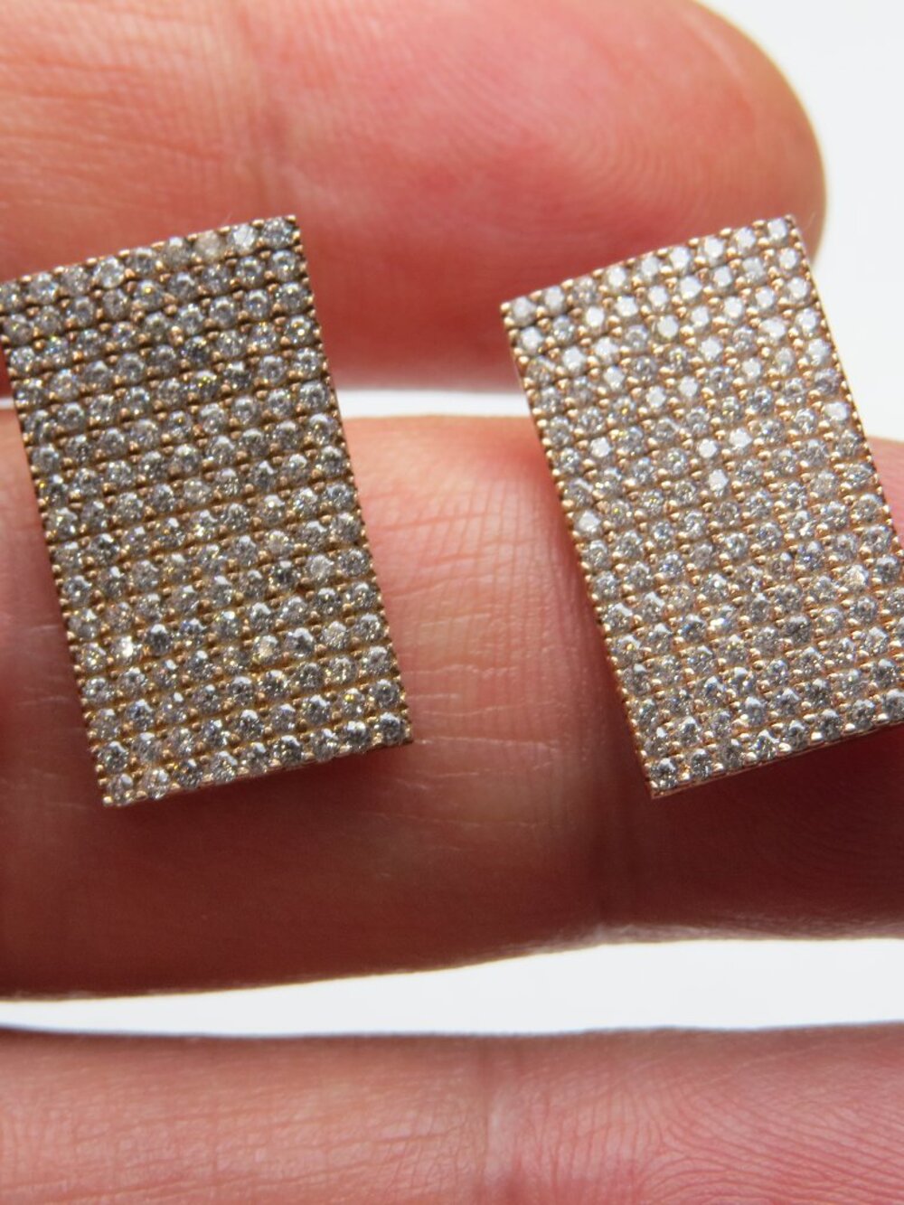 14k Diamond Earring